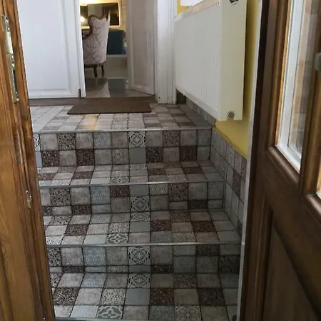 Unique Baroque Style Flat 아파트 데브레첸